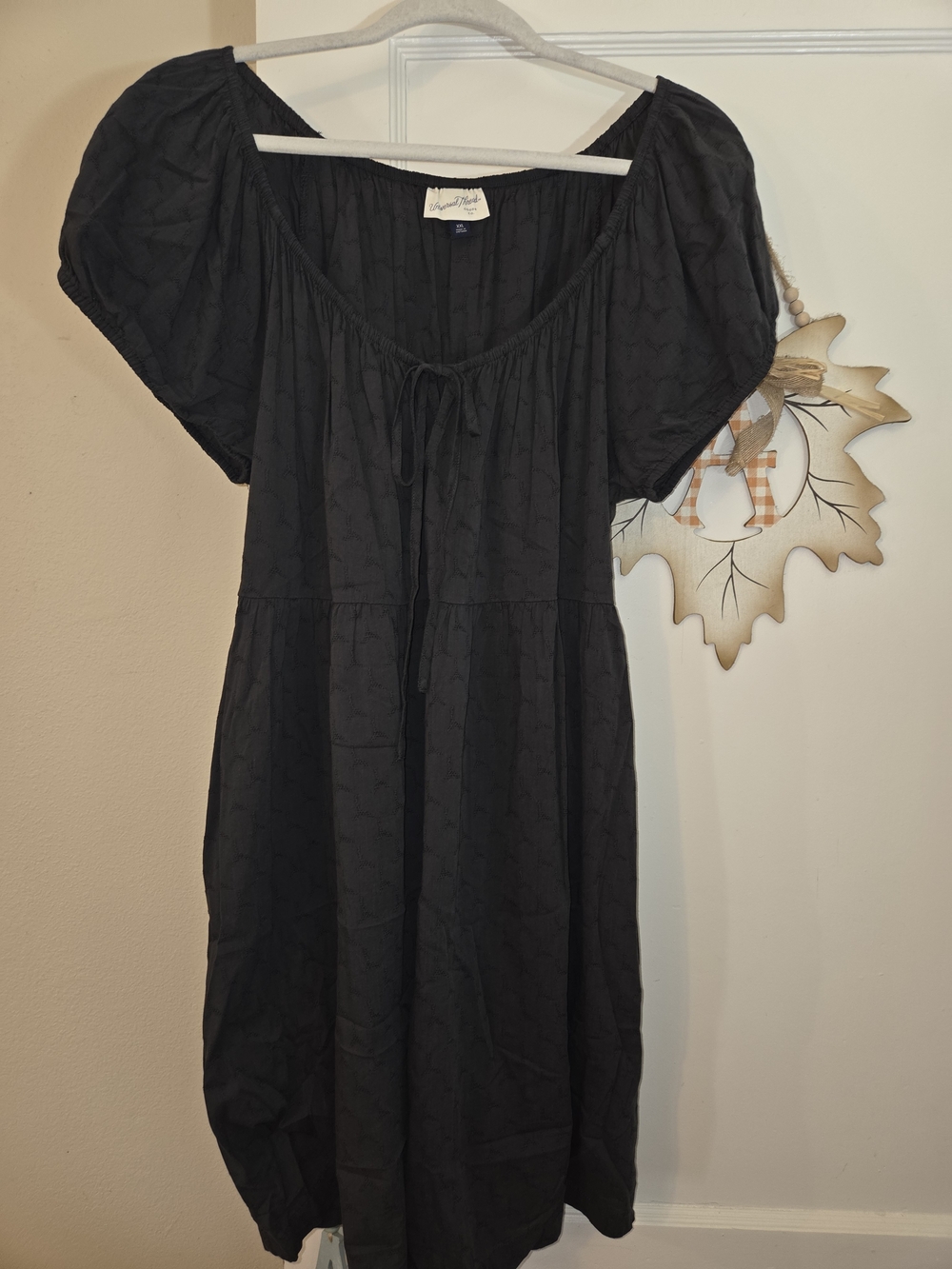 Universal Thread Black Puff Sleeve Peasant Dress